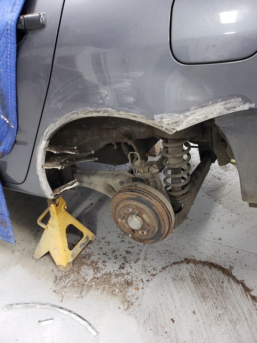 Mega Auto Collision, photo 2