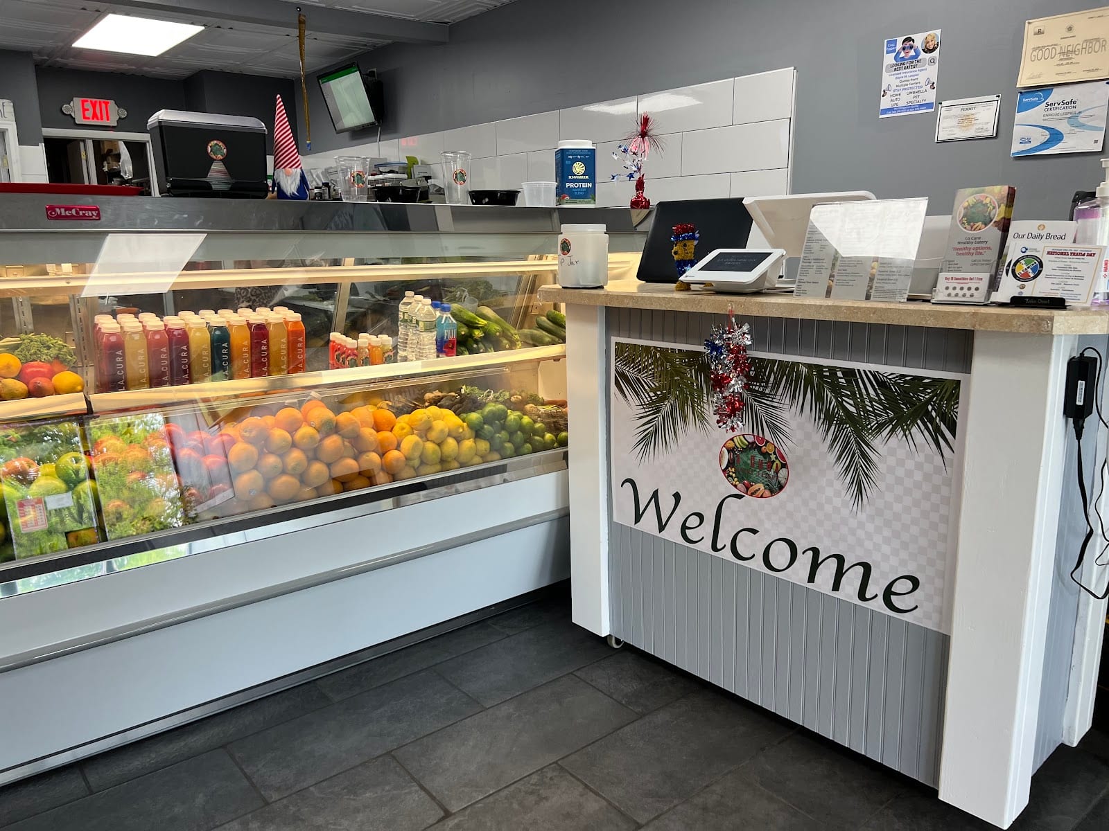 La Cura Healthy Eatery LLC, photo 3