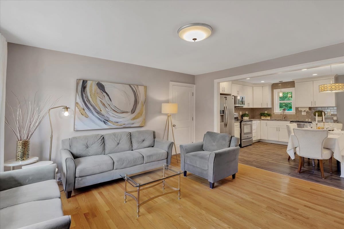 Helen Simpson Real Estate Agent in Saratoga Springs, New York - Keller Williams Realty, photo 3