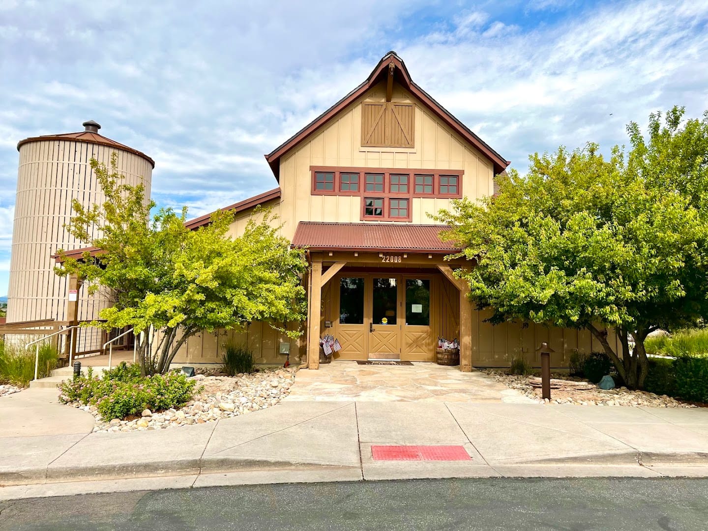 Hanna Ireland, REALTOR | HI Denver | Lokation Real Estate, photo 4