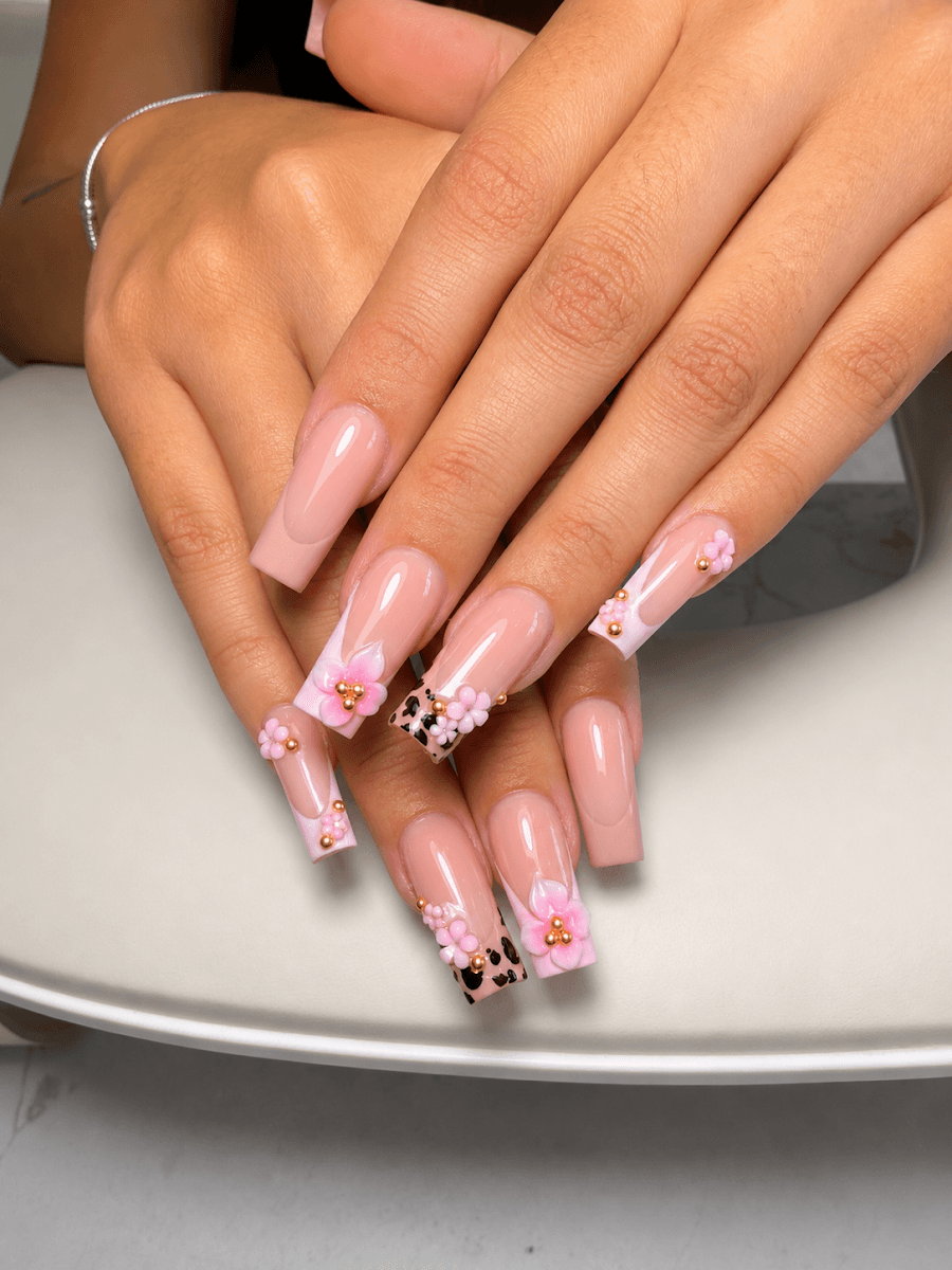 Solara Nail Spa (Formerly HQ Nails), photo 4