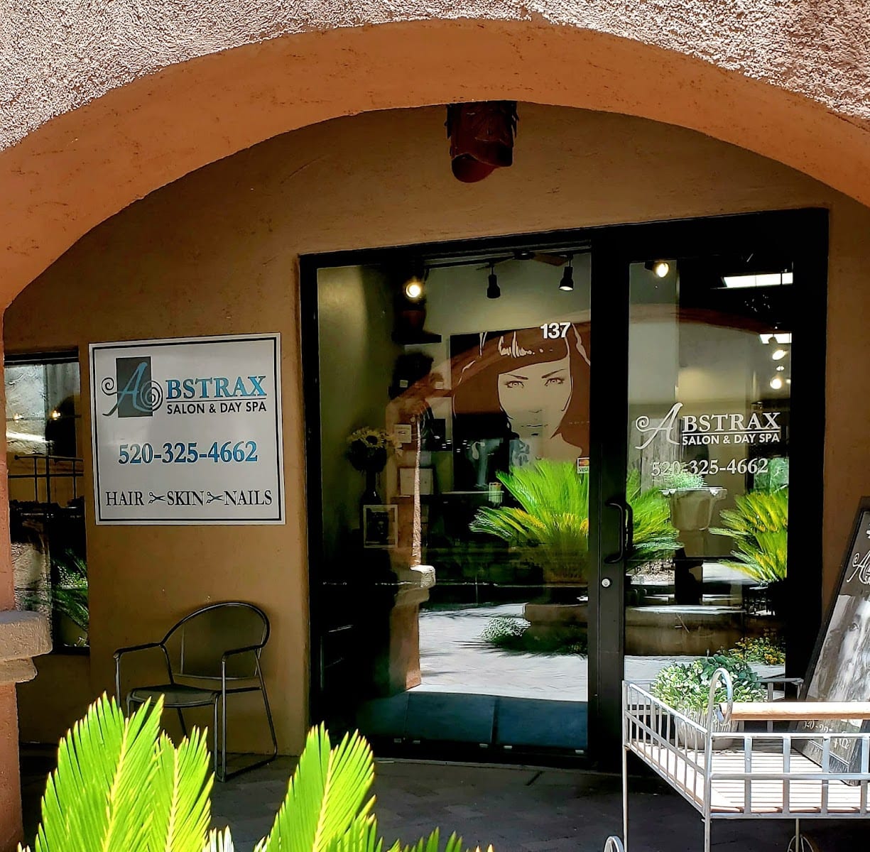 Abstrax Salon