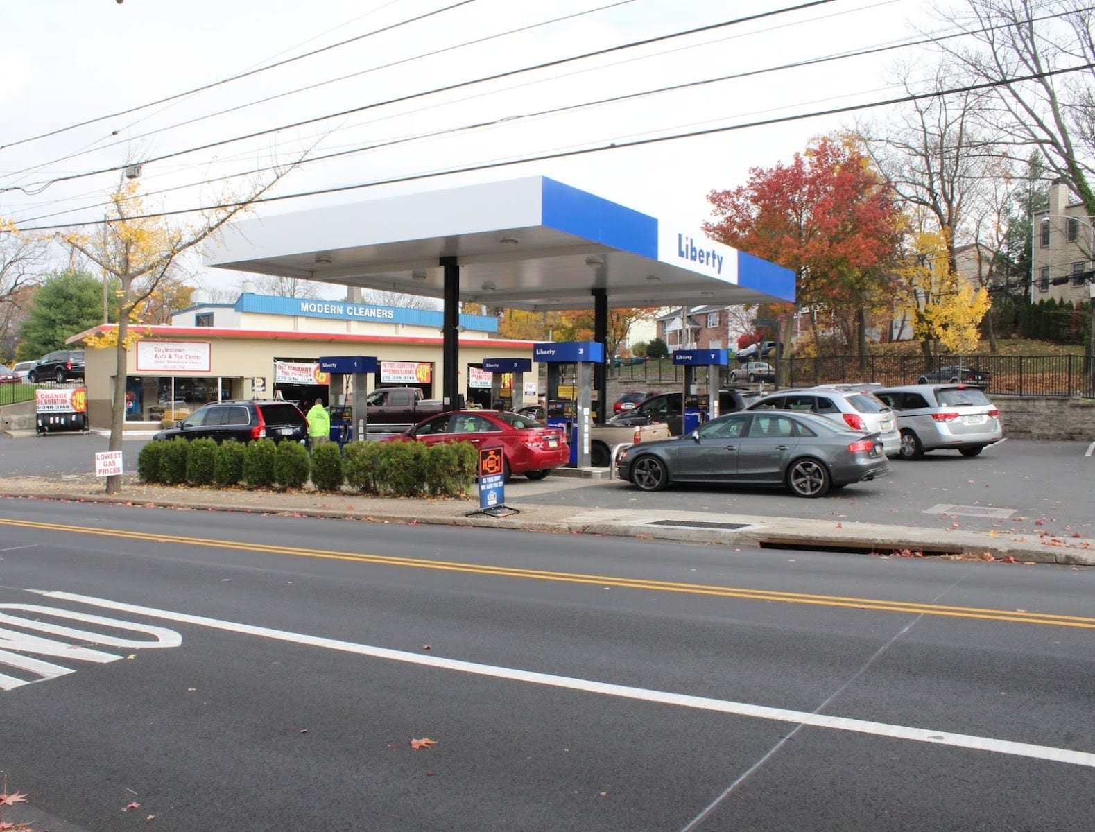 Doylestown Auto & Tire / Liberty Gas, photo 2