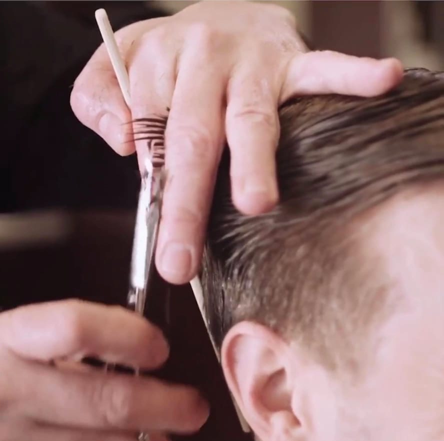 Roosters Men's Grooming Center, photo 3