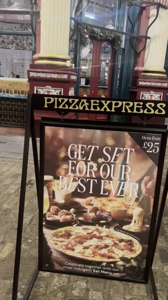 PizzaExpress, photo 3