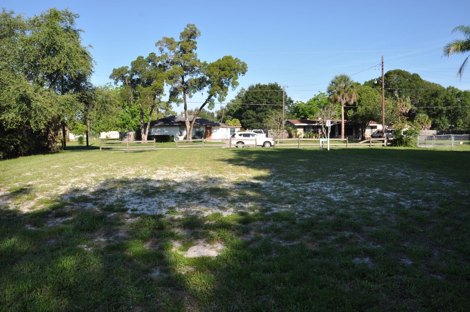 Avion Park, photo 4
