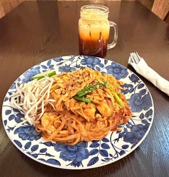 Sweet Basil Thai Cuisine, photo 3