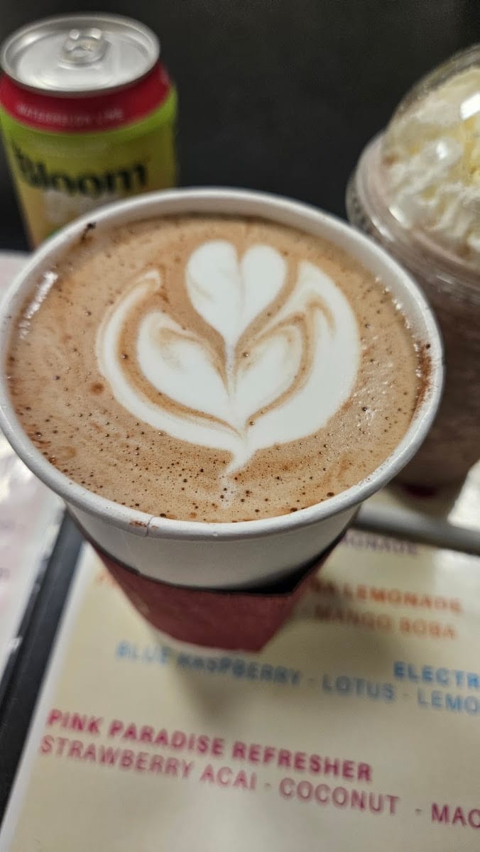Bon Bon's Coffee - Dupont Hospital, photo 3