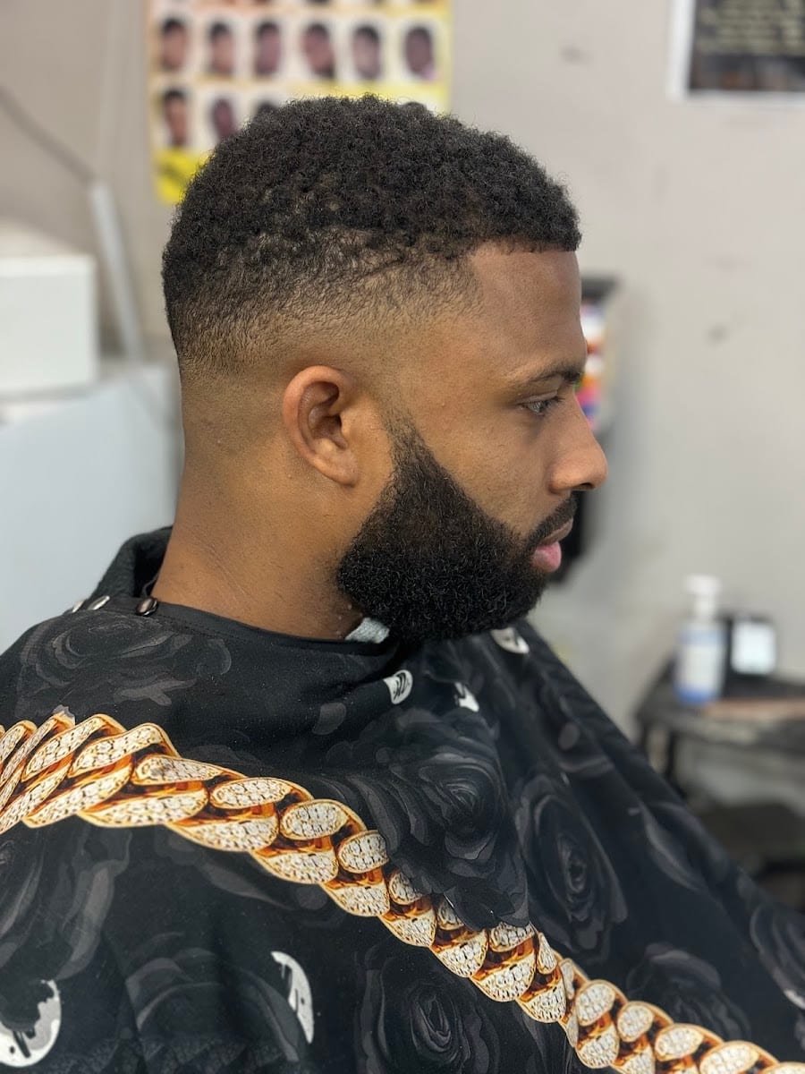 Exclusive Cuts Barber Lounge, photo 4