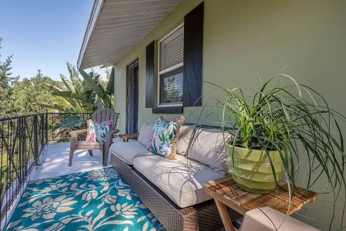 2BR-UNIT in South Tampa | FREE Pool, Gym & Parking