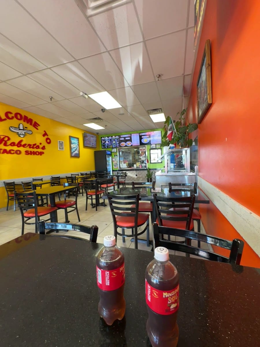 Roberto's Taco Shop, photo 2