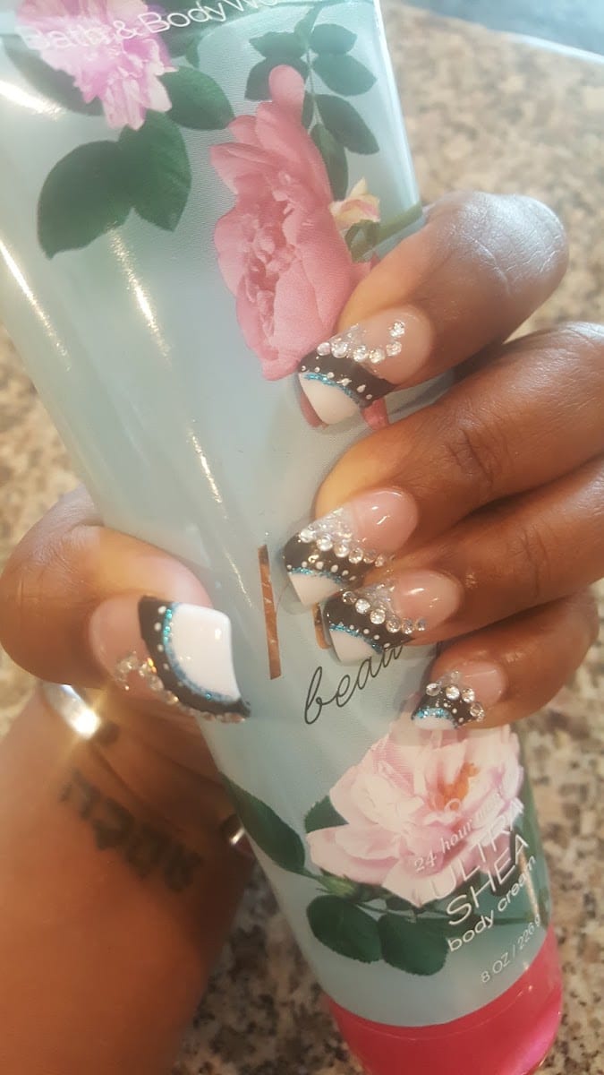 Harvey's Hair & Nails
