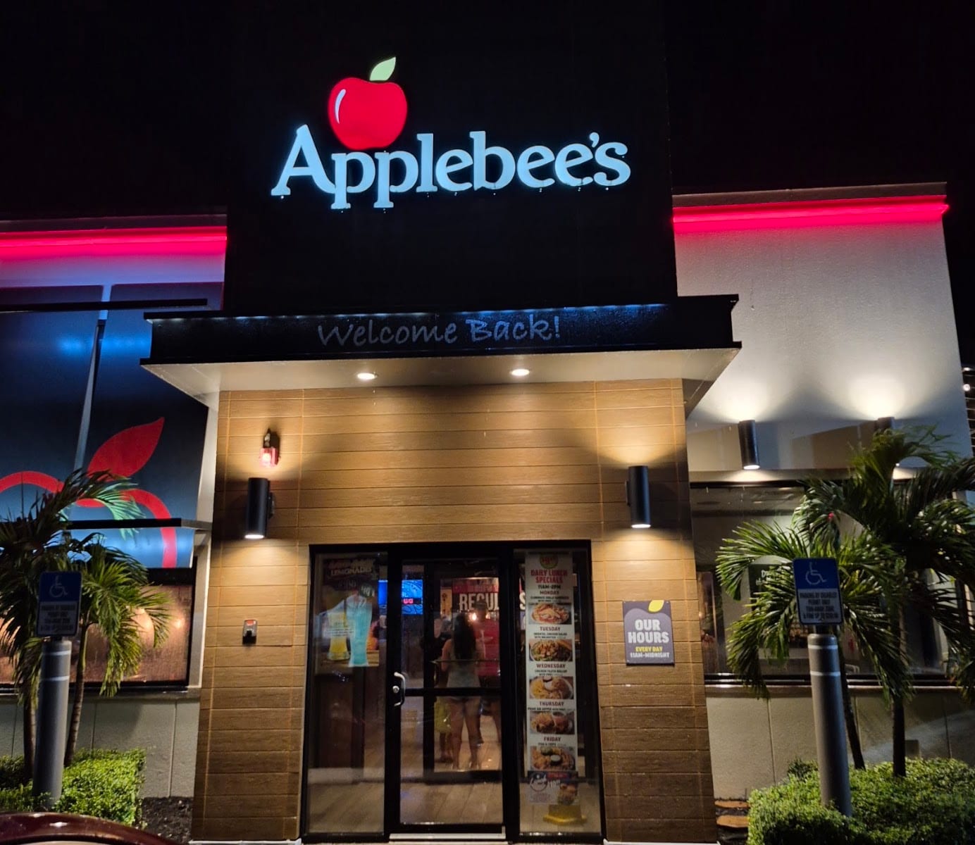 Applebee's Grill + Bar