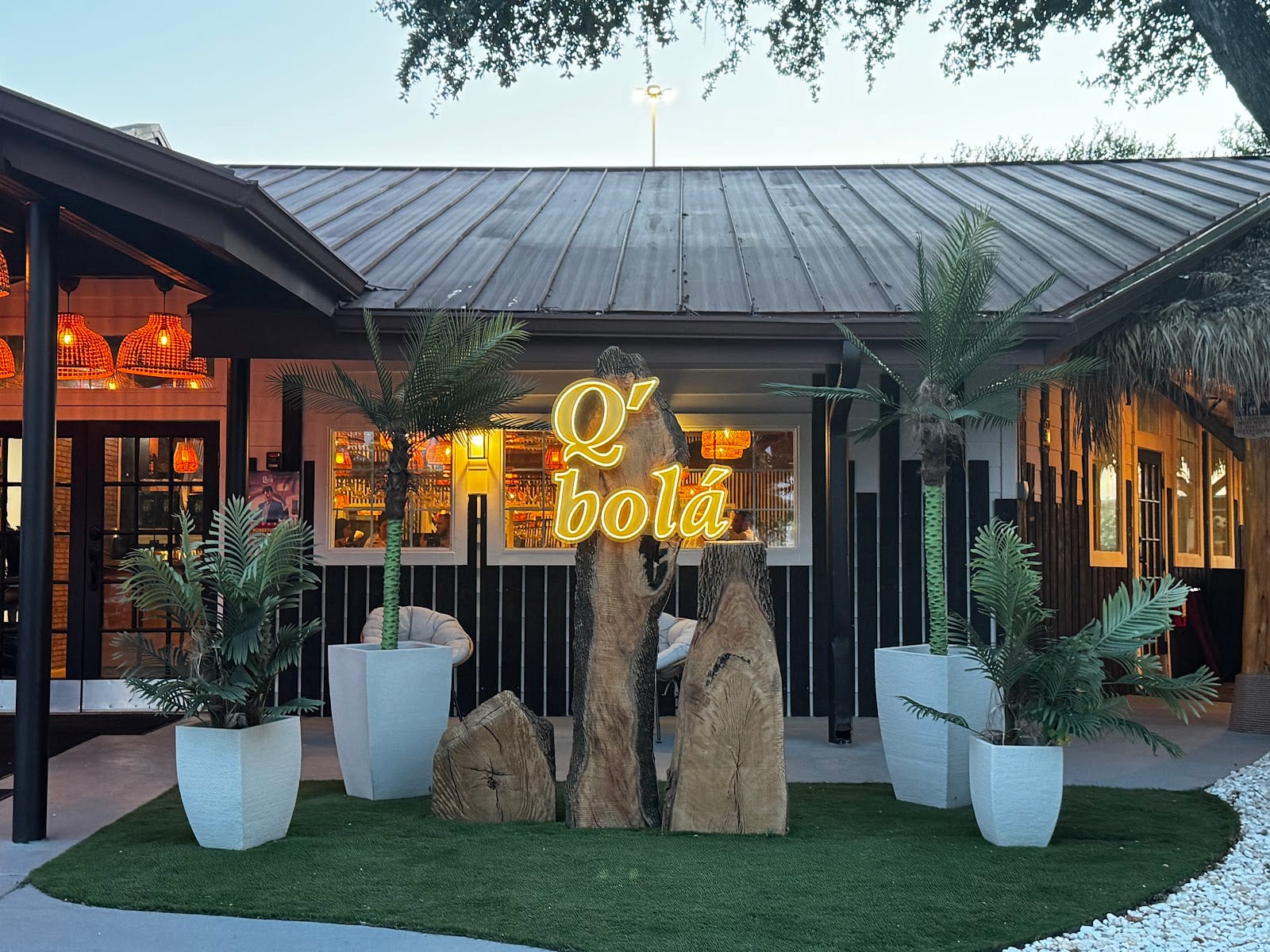 Q Bola Cuban Restaurant - Round Rock