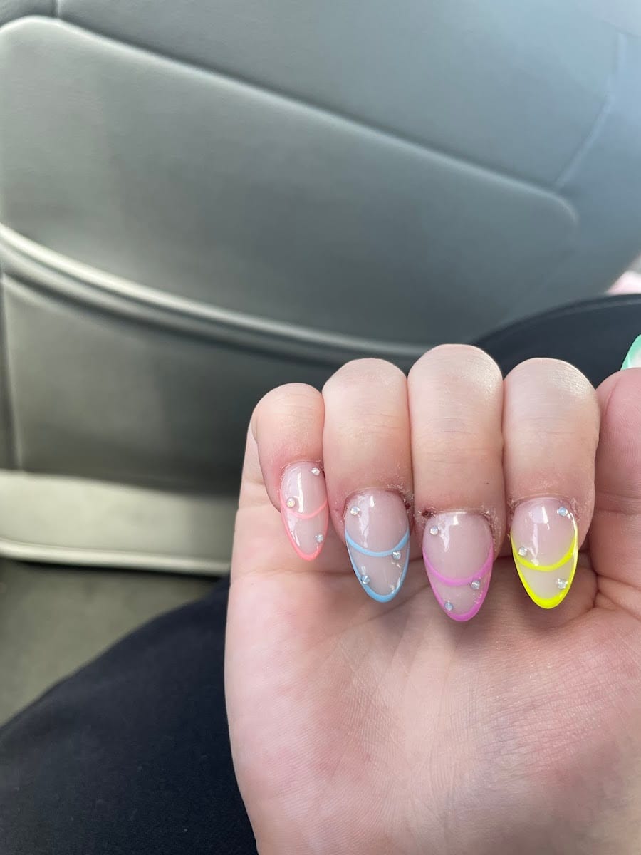 Cutie-Cles Nail Salon