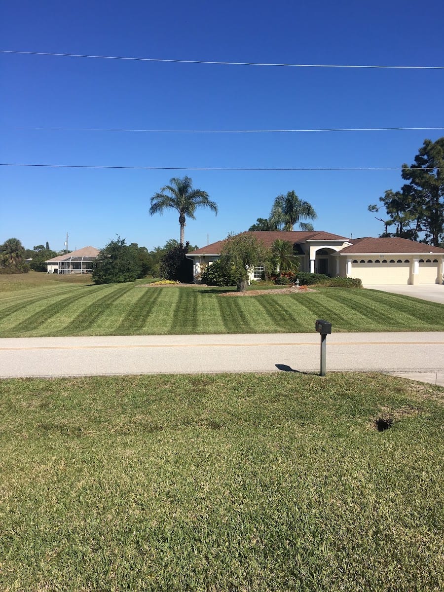 Envious Lawn and Landscape LLC, photo 2