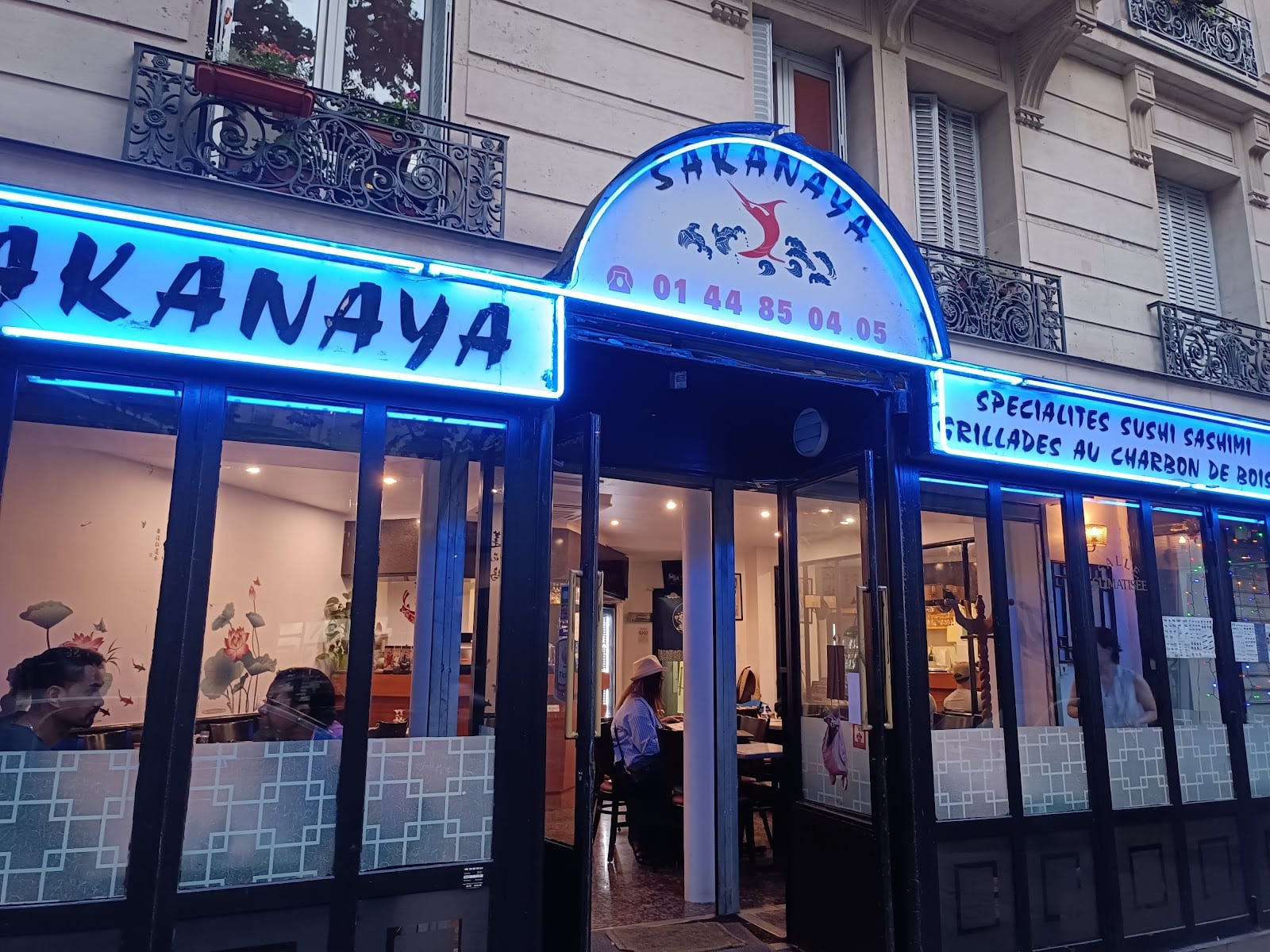 Délice's Weng Sakanaya