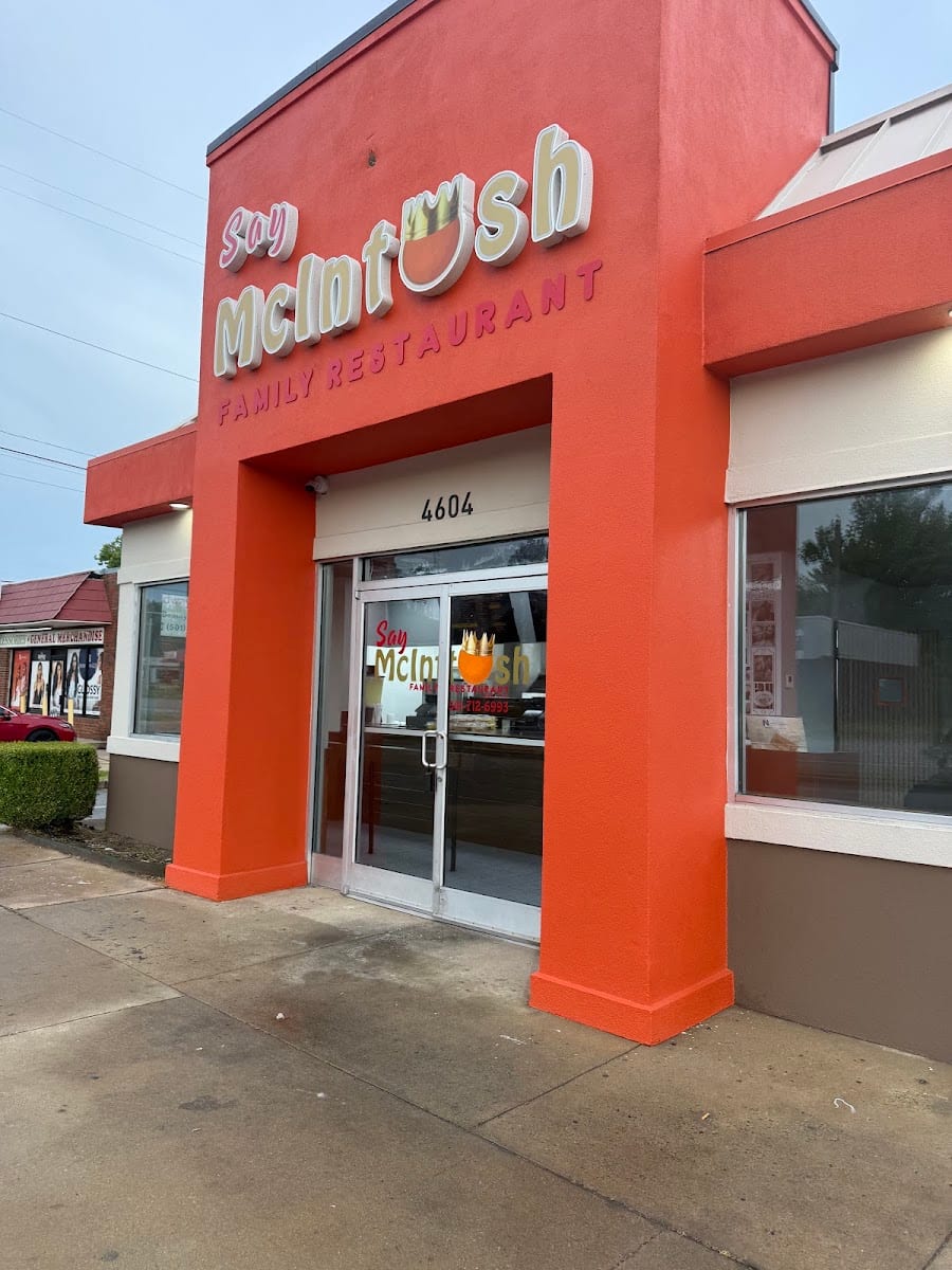 SAY MCINTOSH RESTAURANT, photo 3