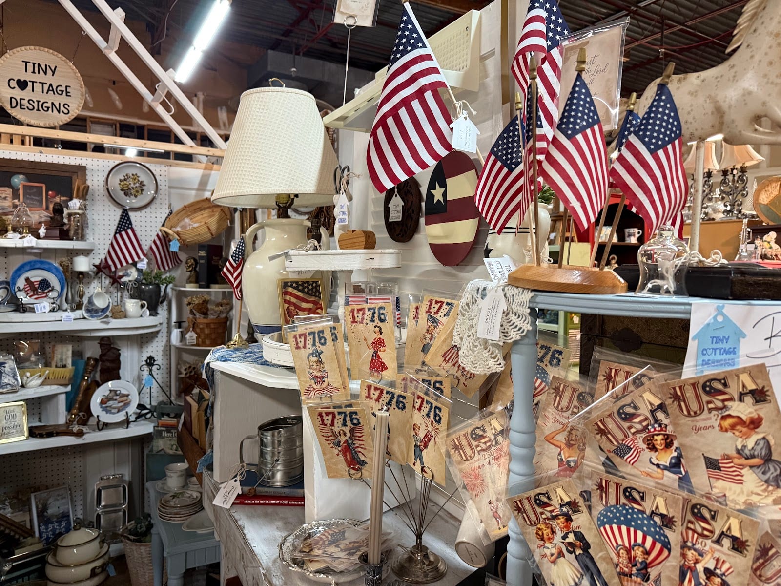 Antique Emporium Market Place, photo 4