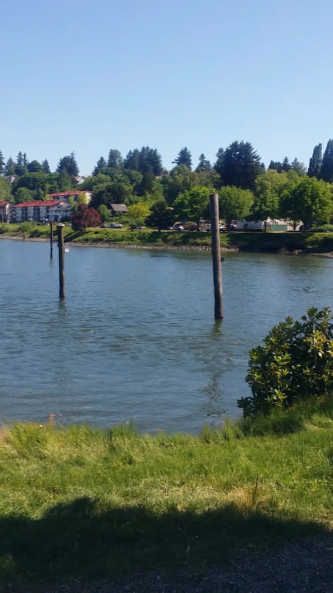 East Bay Waterfront Park, photo 2