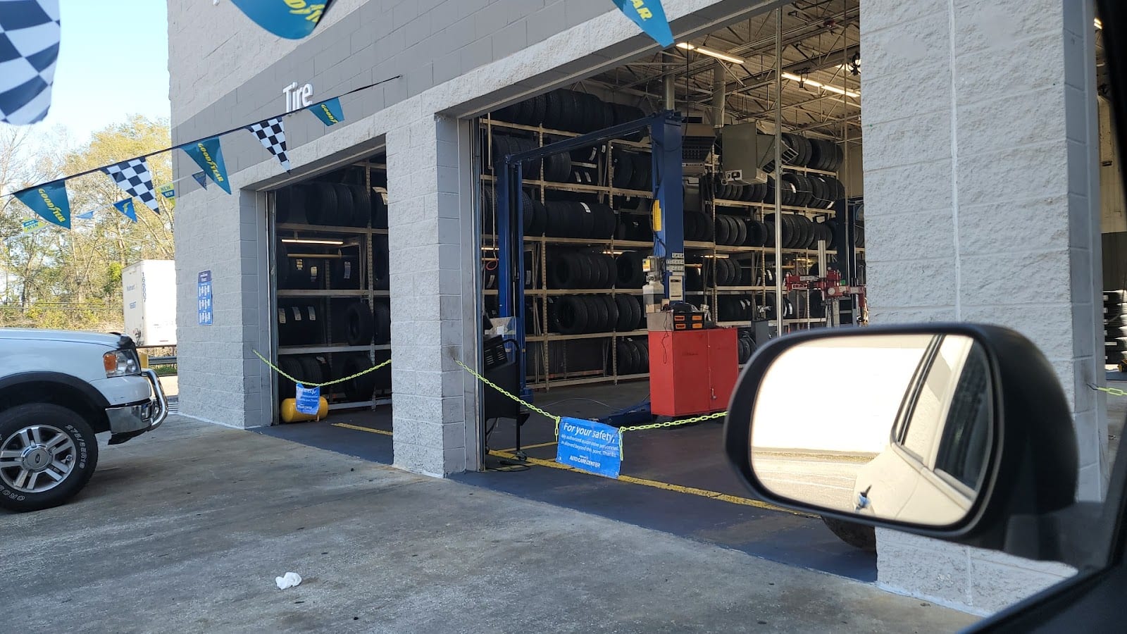 Walmart Auto Care Center, photo 4