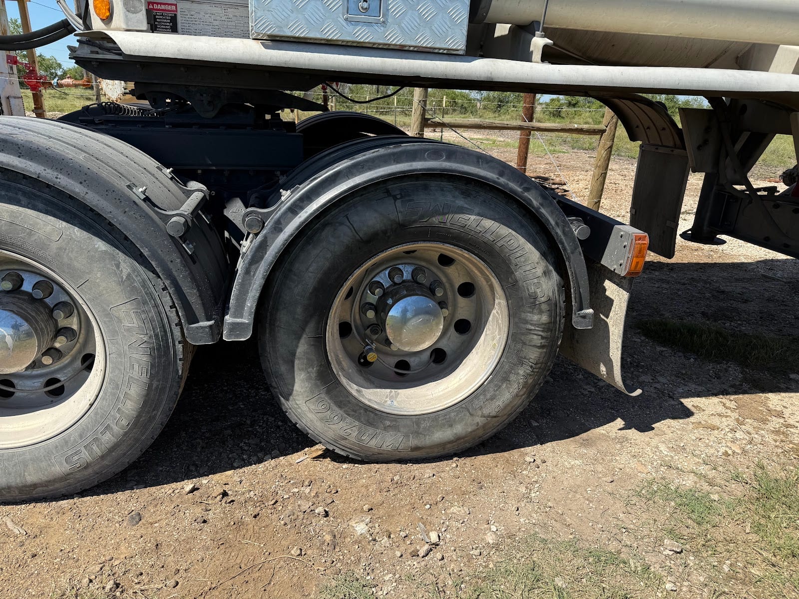 Angels Truck Tire Shop & Roadside Assistance 24/7