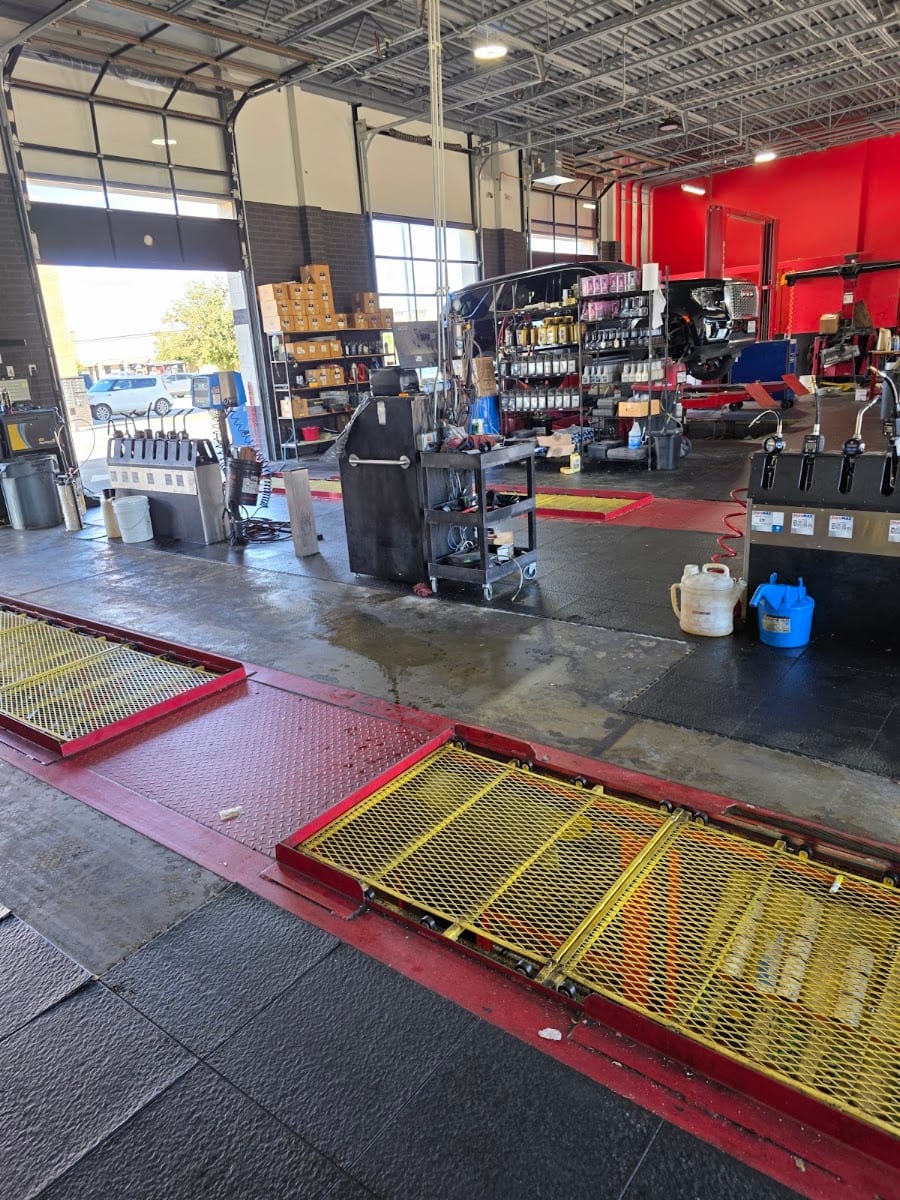 Kwik Kar Oil Change & Auto Care, photo 3