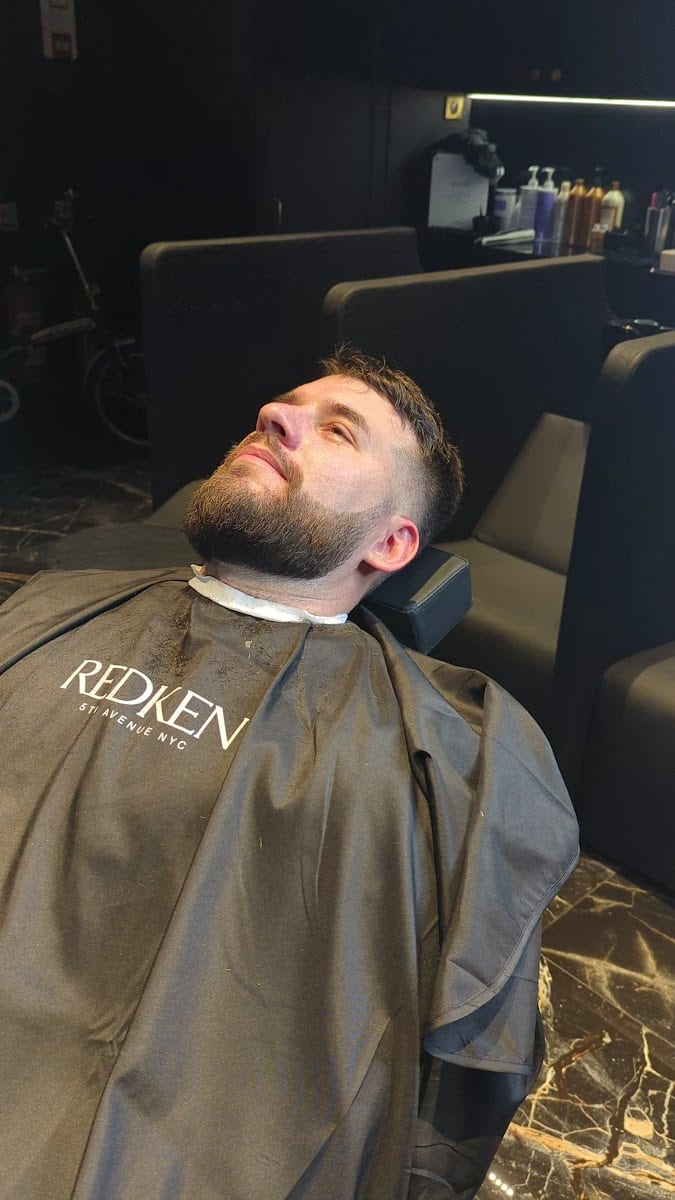 French Montaper(Romain) :Barbershop coiffeur barbier a Paris, photo 2