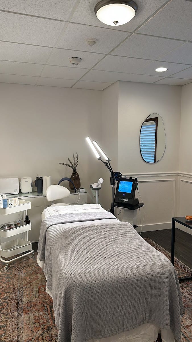 The Olympia Esthetician, photo 4