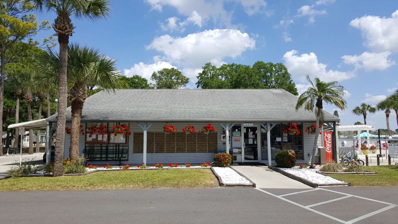 Sarasota Lakes RV Resort