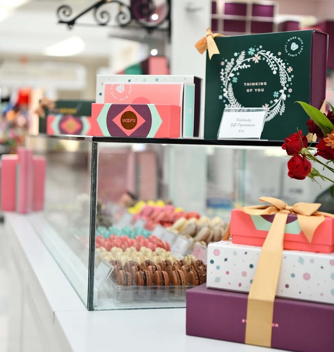 Woops! Macarons & Gifts (Scottsdale Fashion Square), photo 3
