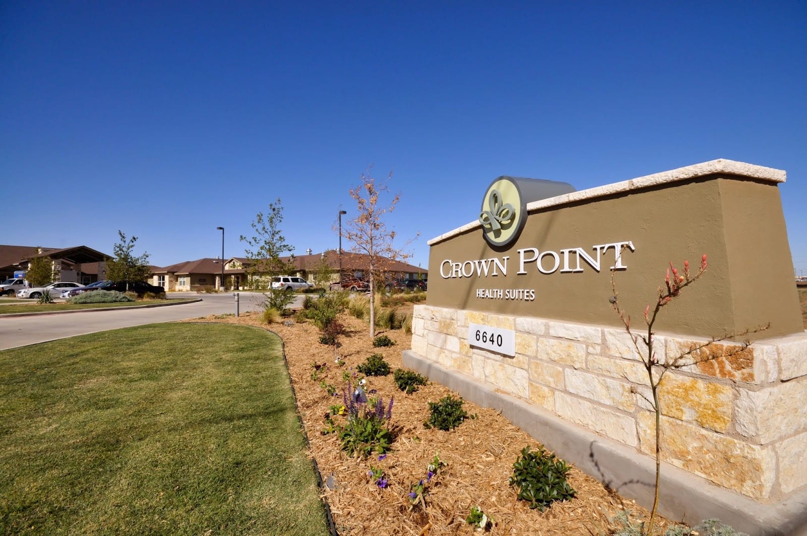 Crown Point Health Suites, photo 2