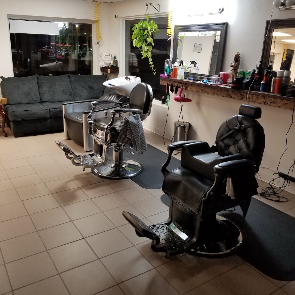 Empire Men's Salon and Barbershop