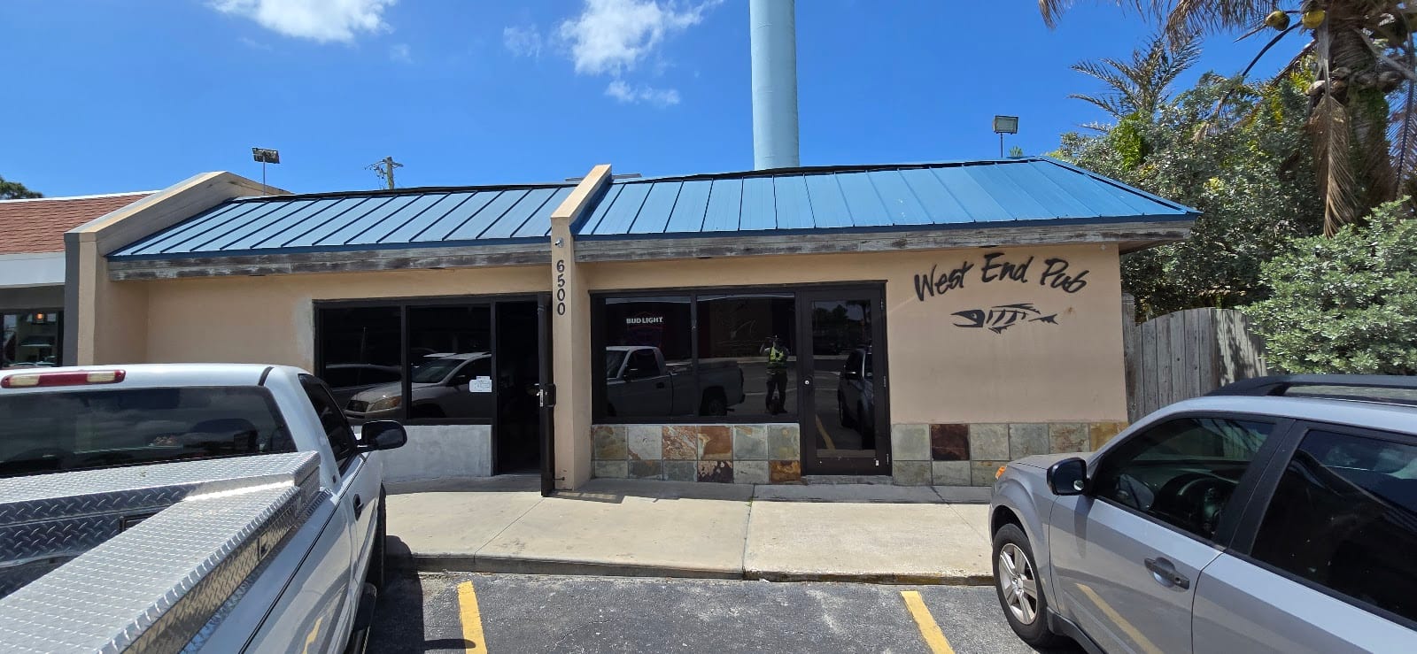 West End Pub