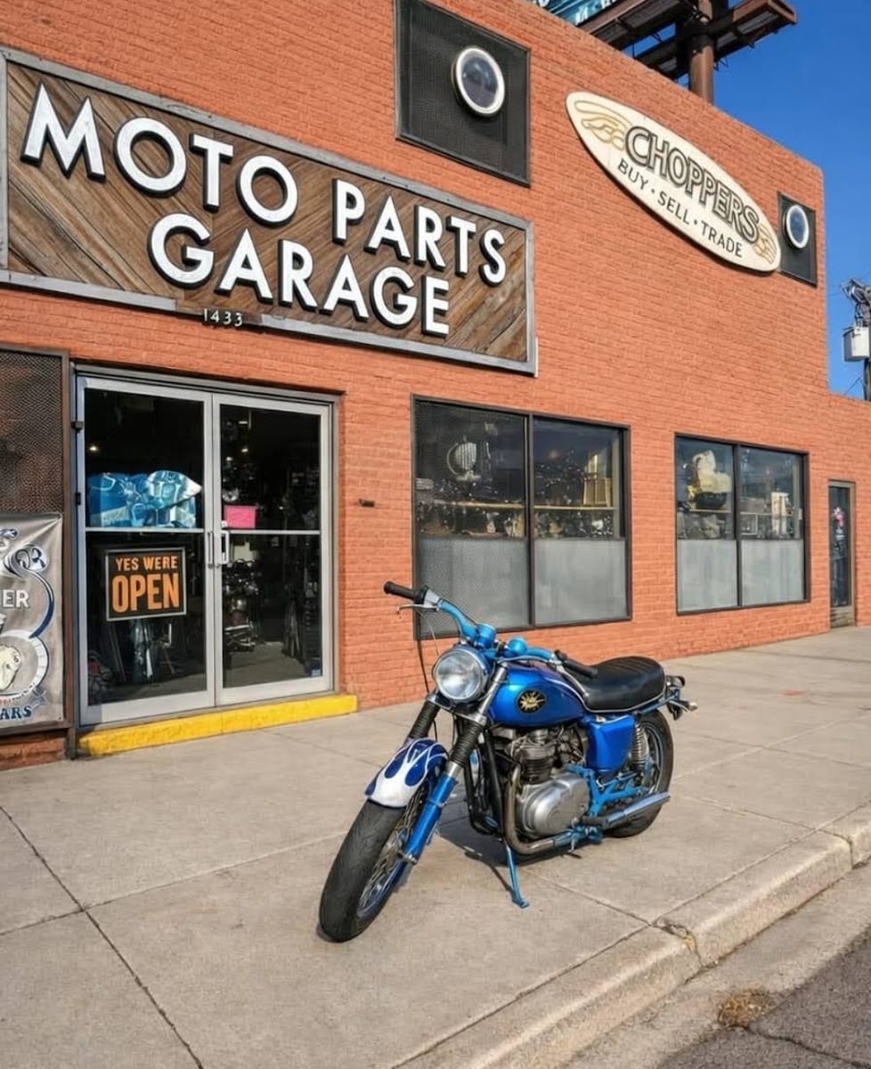 MOTO PARTS GARAGE