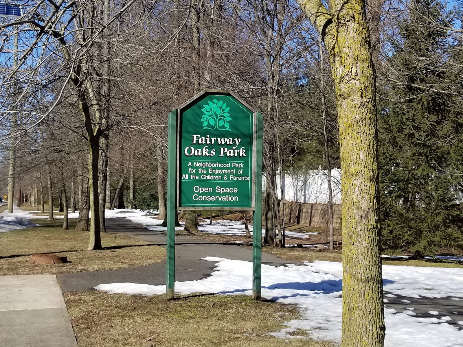 Fairway Oaks Park, photo 3