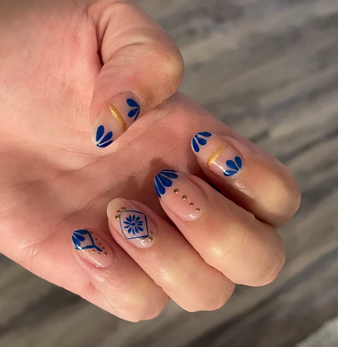 Butterfly nails & spa