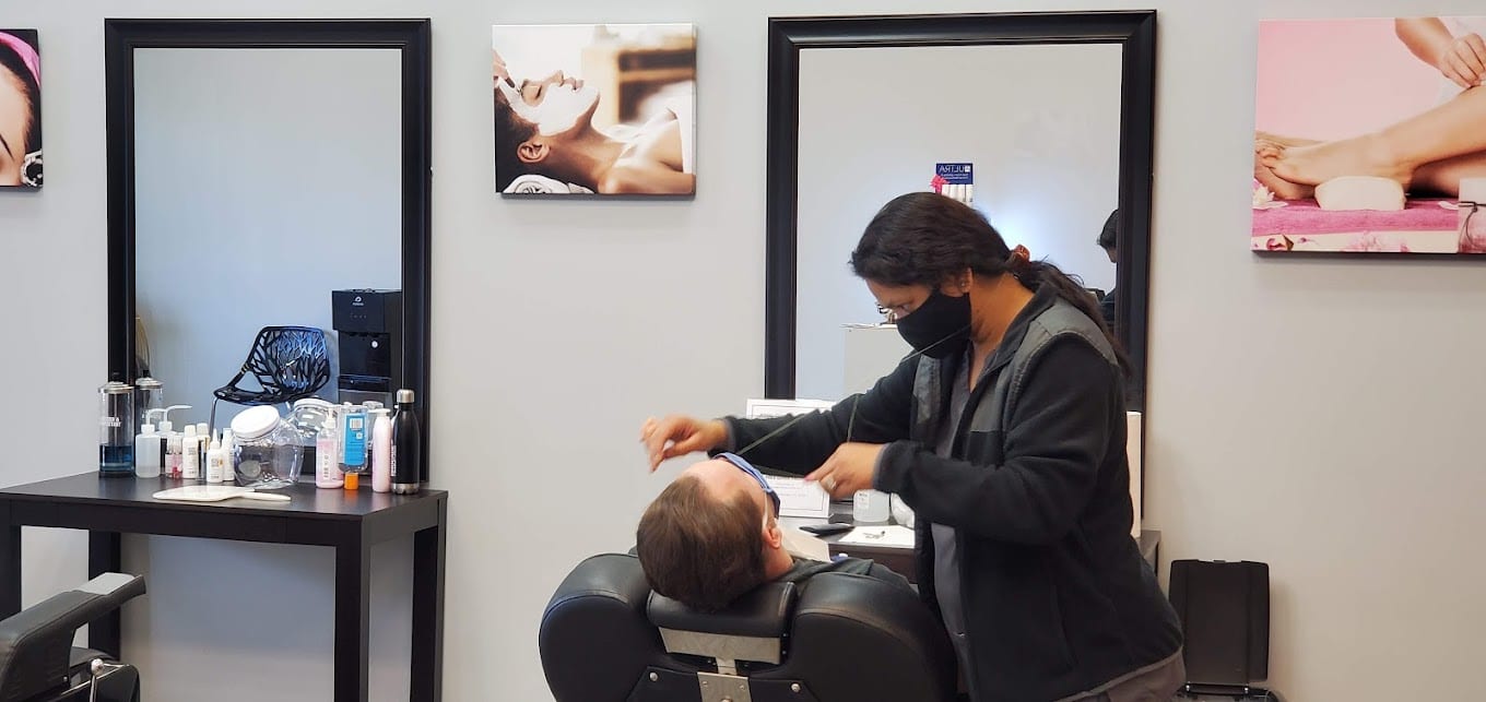 Royal Threading Studio, photo 2