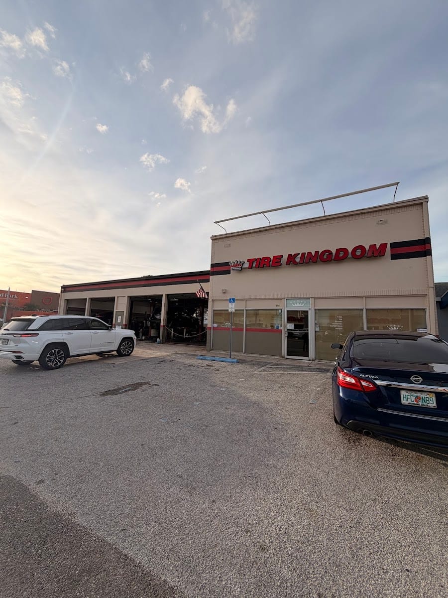Tire Kingdom, photo 4