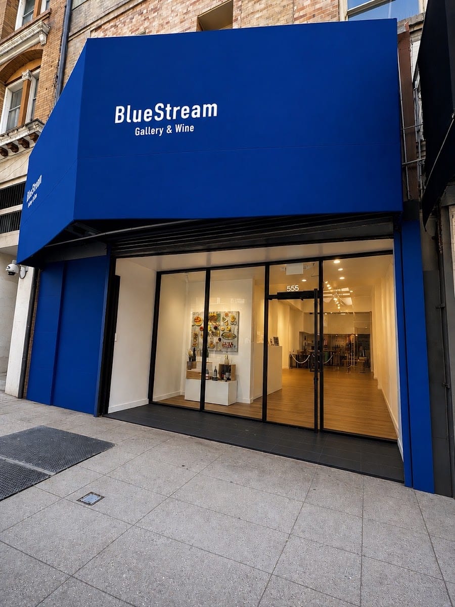 Bluestream Wine Bar & Gallery, photo 2