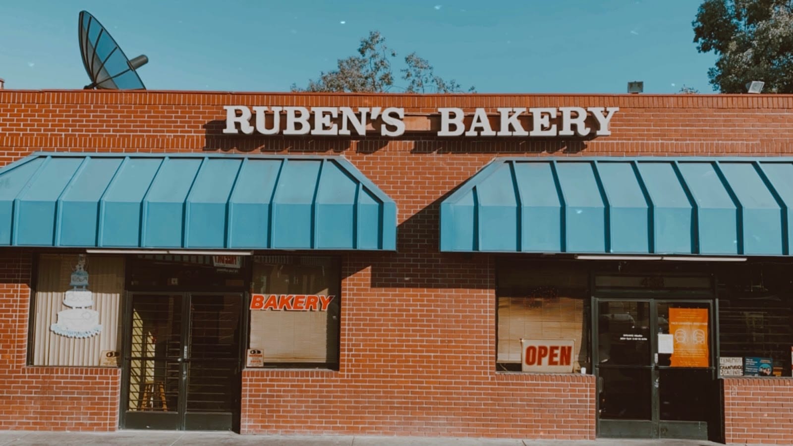 Ruben's Bakery, photo 2