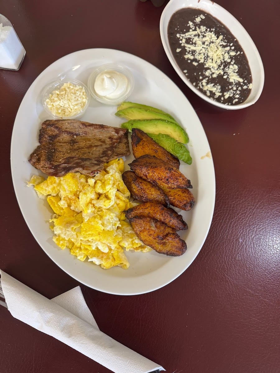ANTOJITOS LA MEXICANA