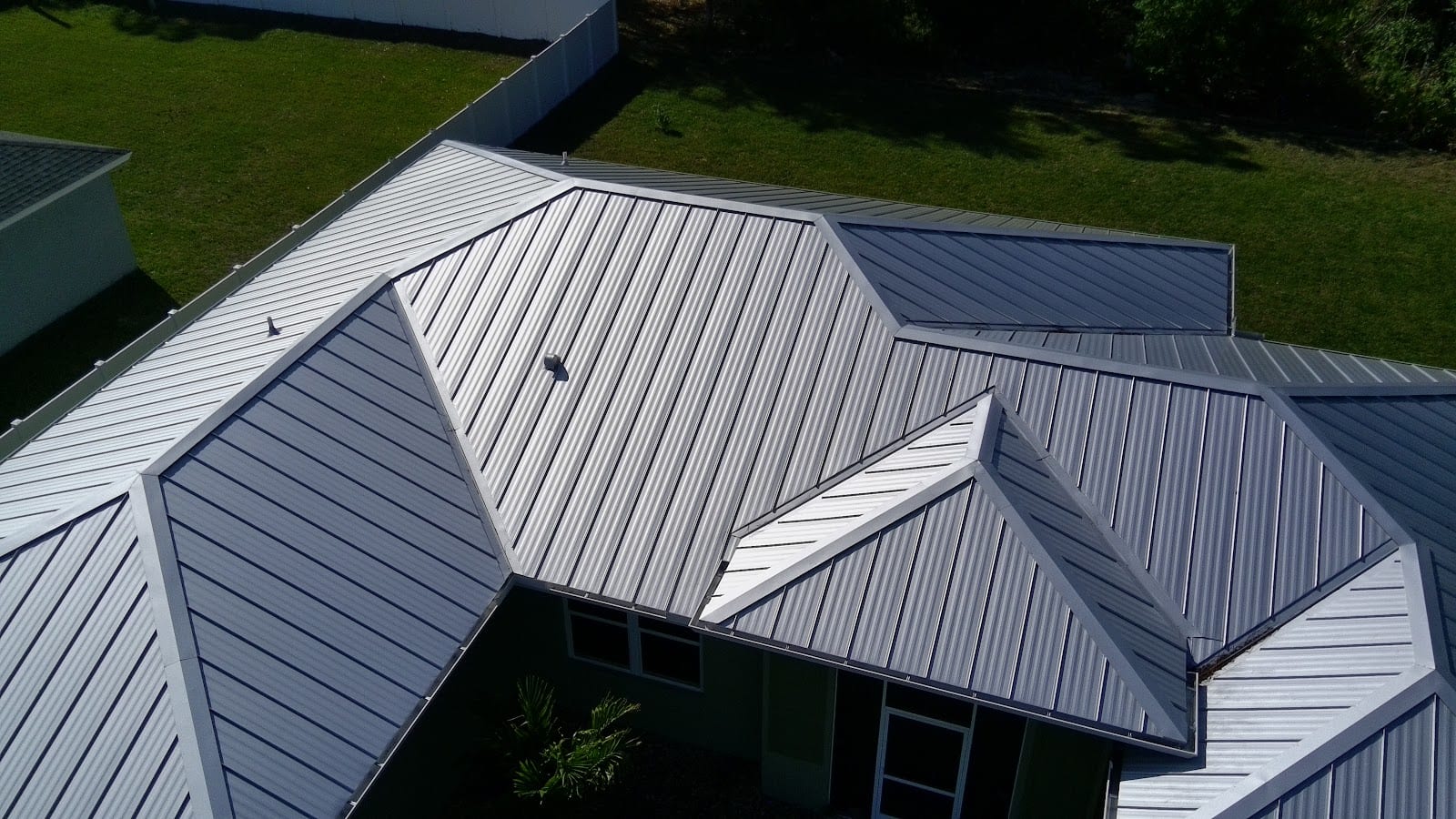 ROLAN ROOFING SERVICES, photo 2