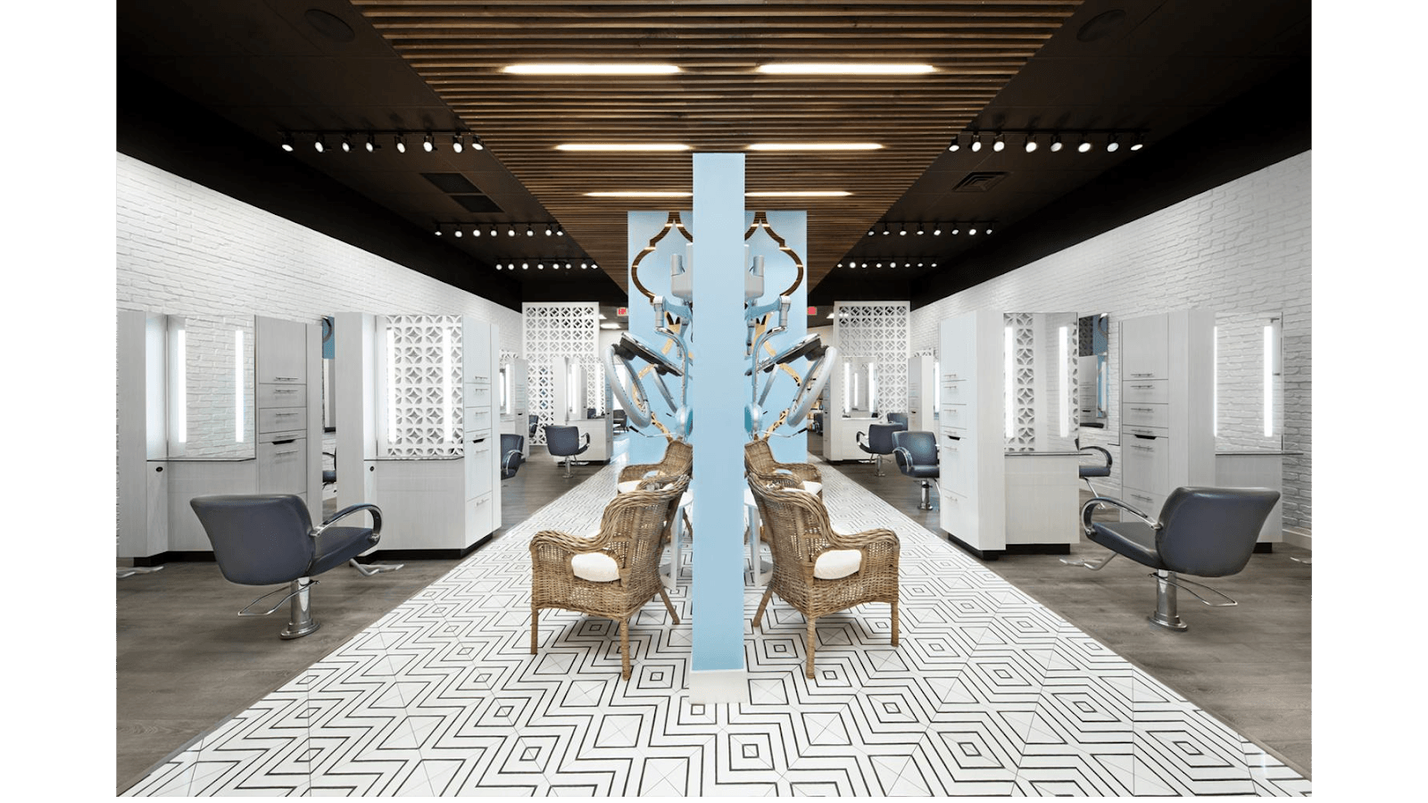Globe Salon | Uptown, photo 2
