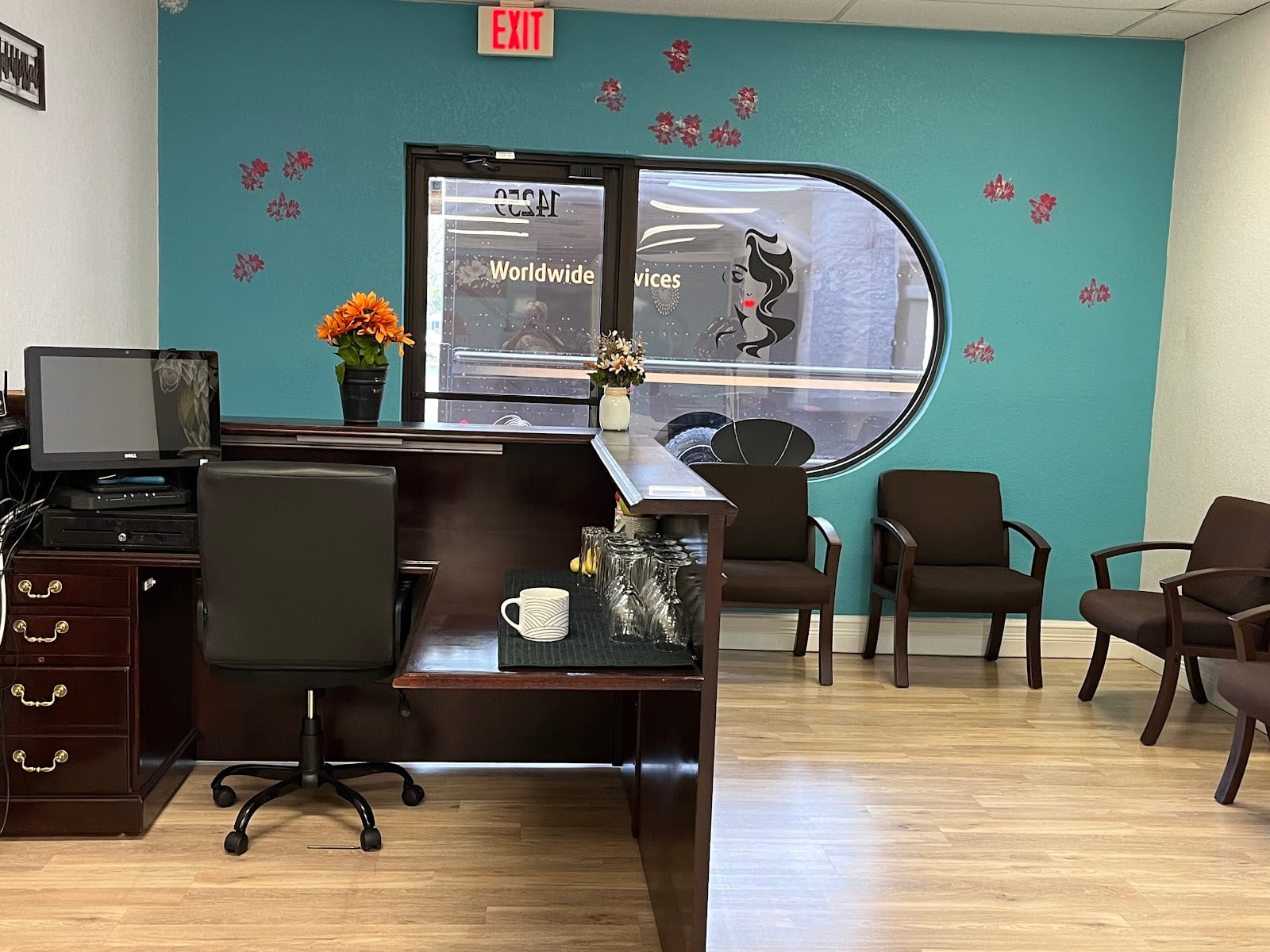 Sophie's Salon, photo 3