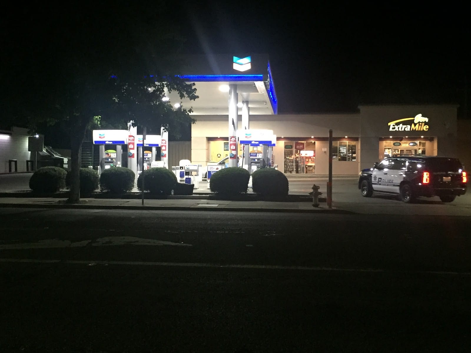 Redwood Road Chevron, photo 3