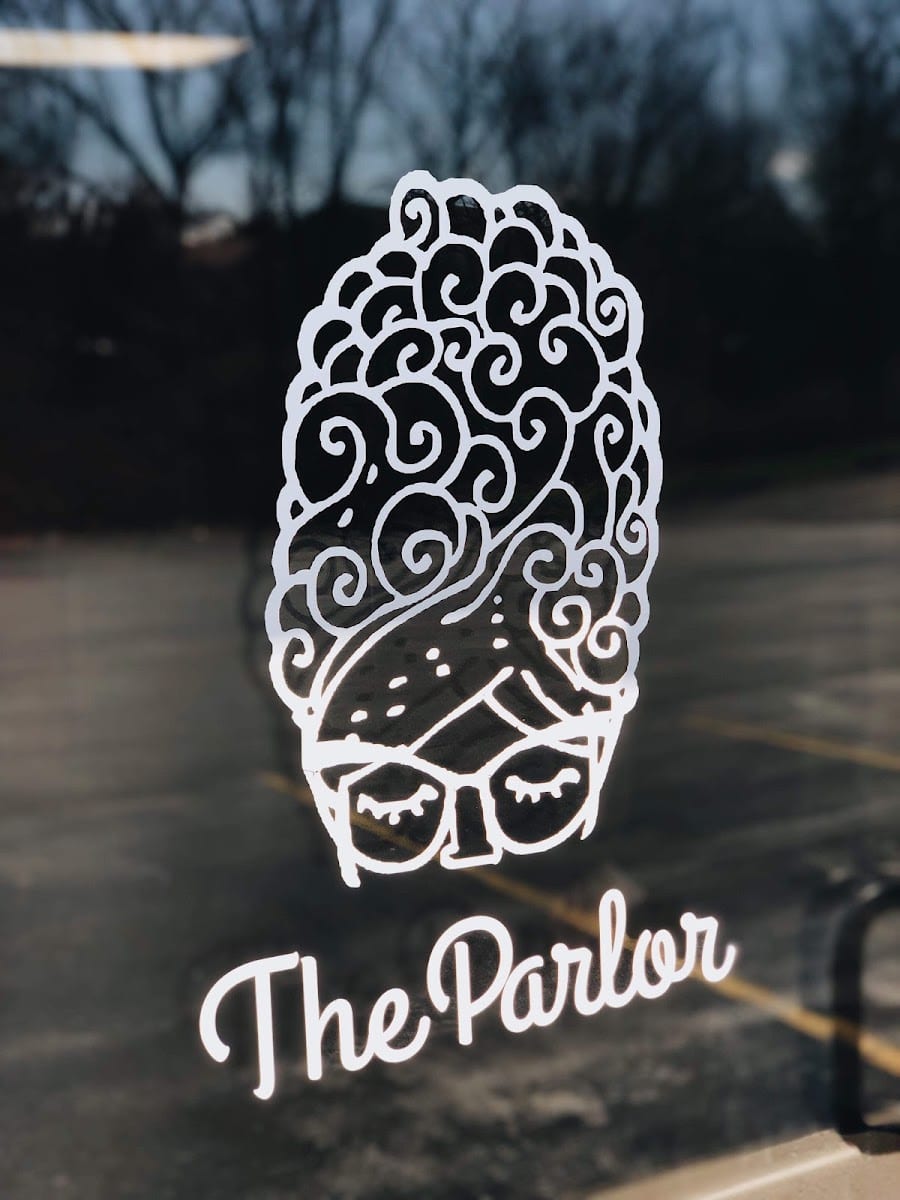 The Parlor, photo 2
