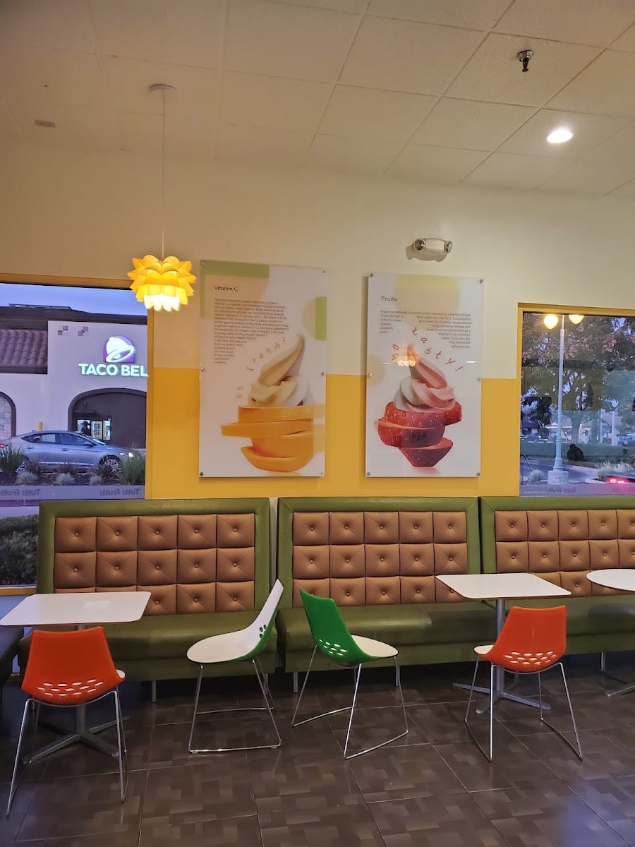 Tutti Frutti Frozen Yogurt