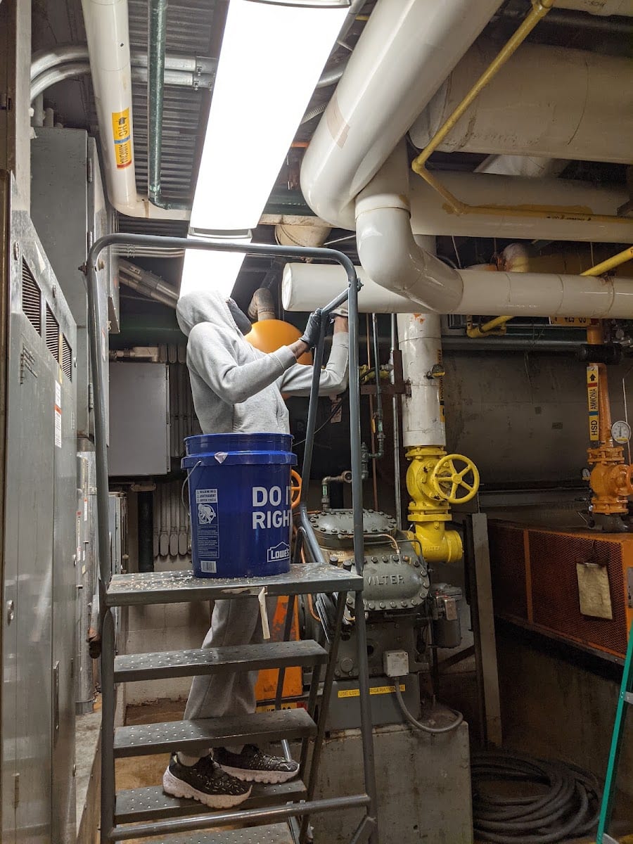 Supreme Cleaning Janitorial Service