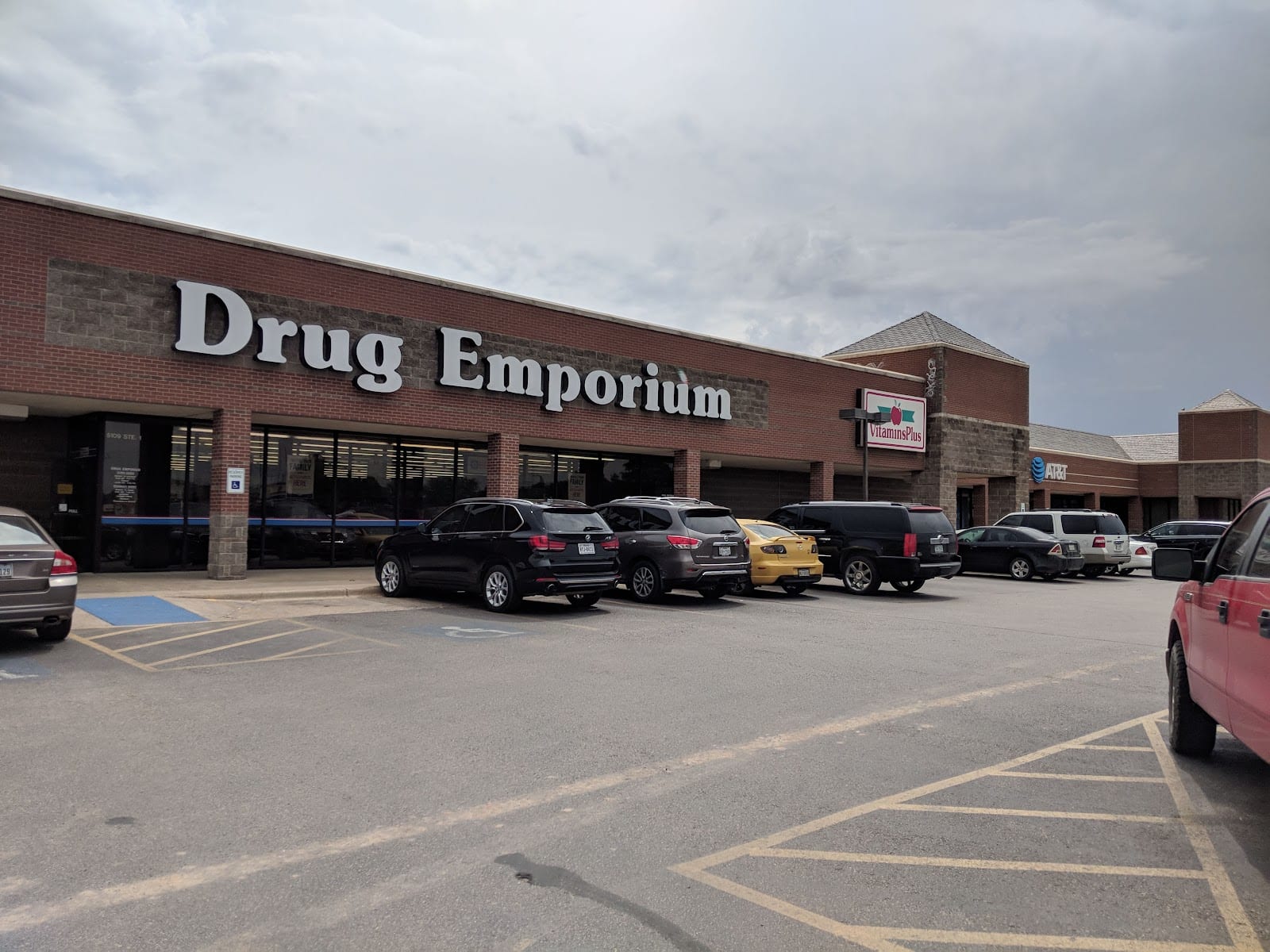 Vitamins Plus - (located inside Drug Emporium), photo 4
